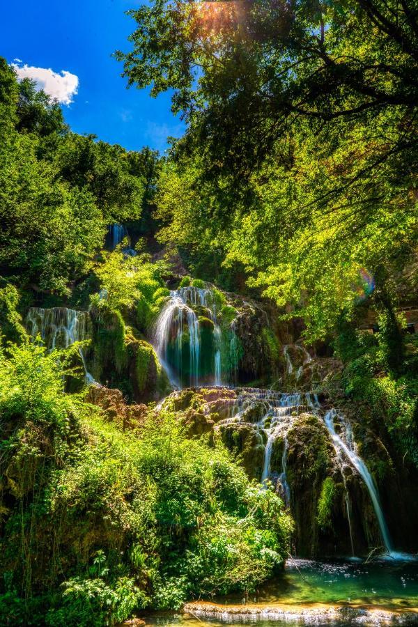 Крушун - Единствена На Метри От Водопадите, Krushun - The Only Stay Just Meters From The Waterfalls Krushuna Exterior photo